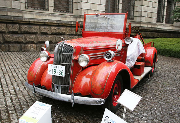 36-2b 16-04-03_039 1936 Dodge Six Fire Truck.JPG